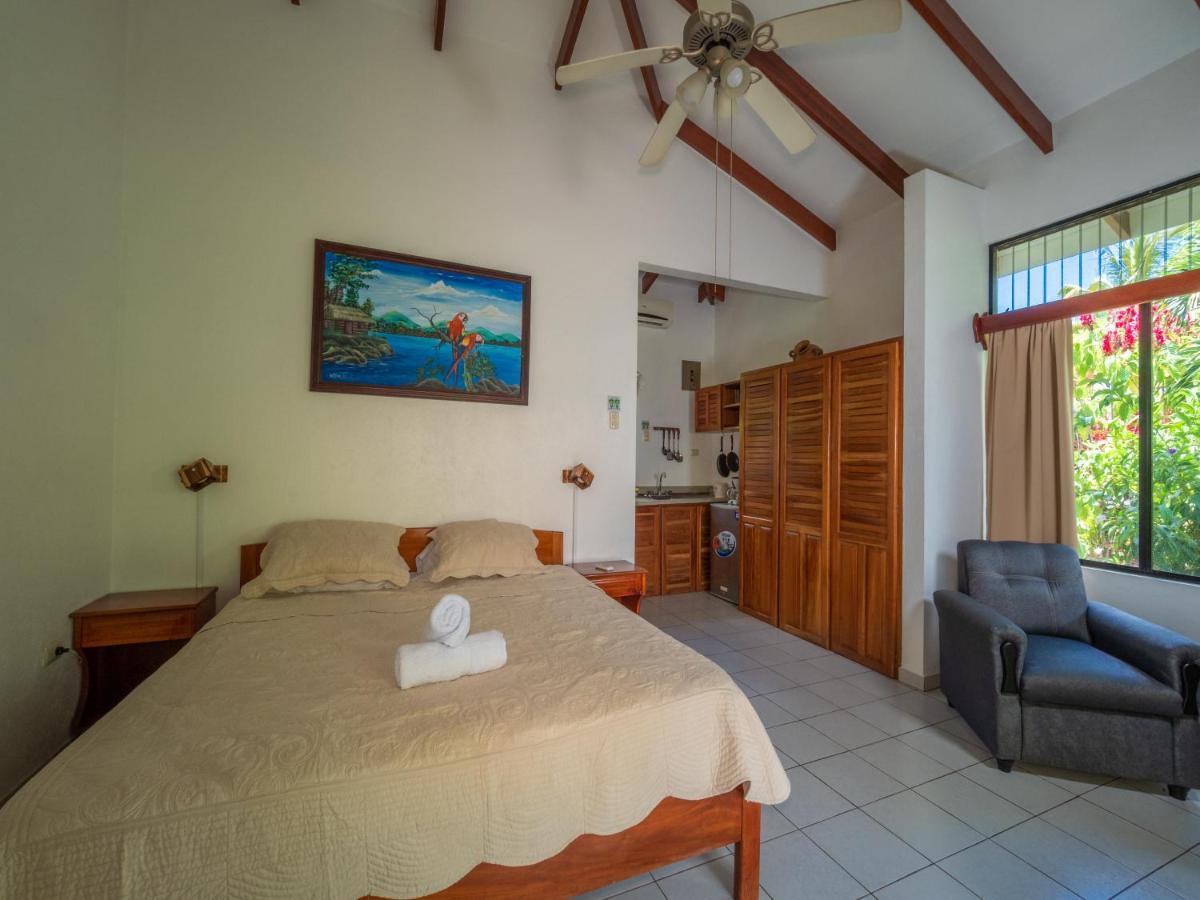 Hotel Colinas Del Sol Atenas Kültér fotó