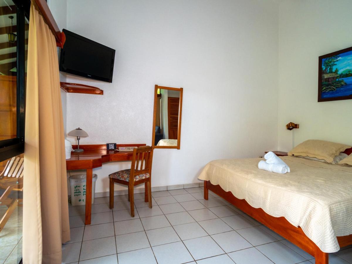 Hotel Colinas Del Sol Atenas Kültér fotó
