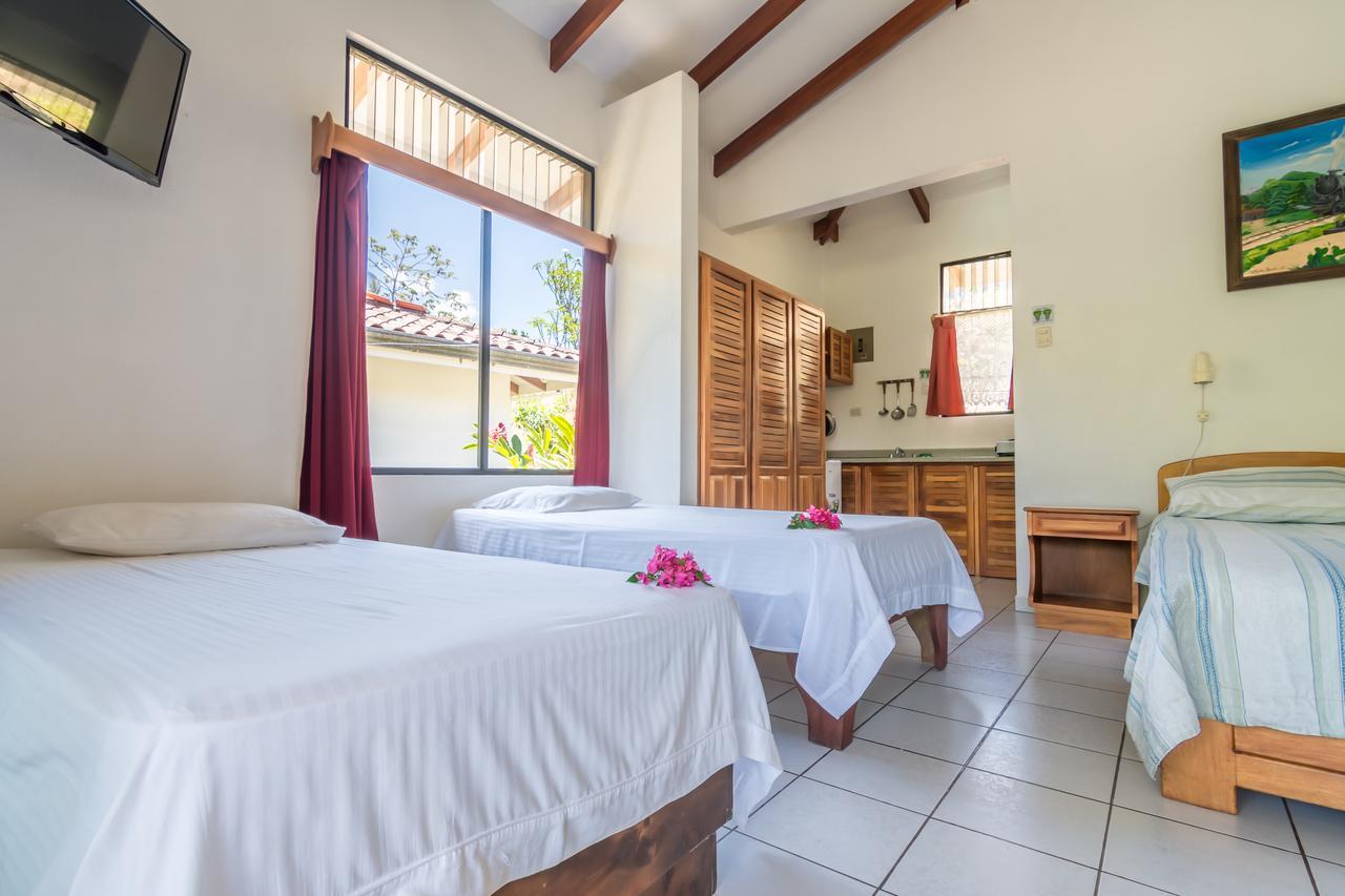 Hotel Colinas Del Sol Atenas Kültér fotó