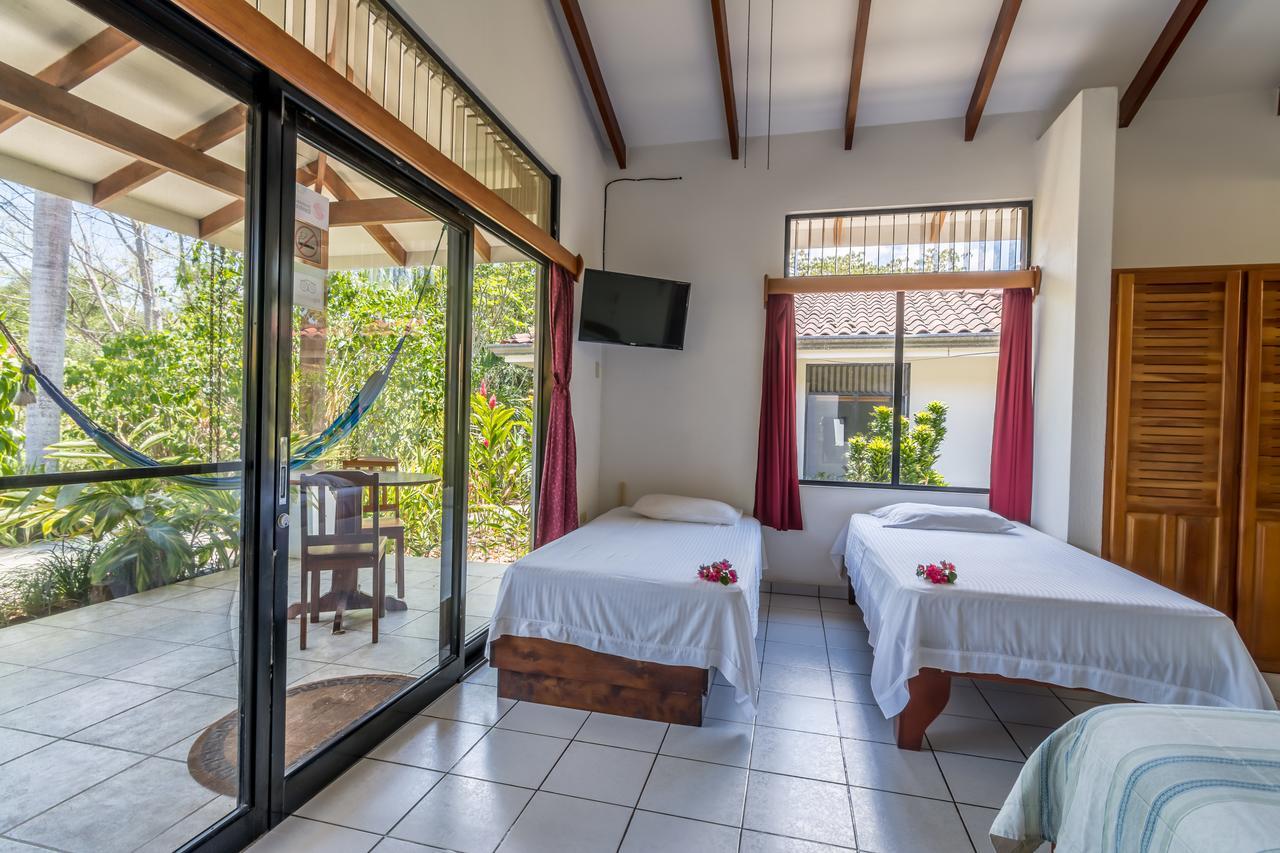 Hotel Colinas Del Sol Atenas Kültér fotó